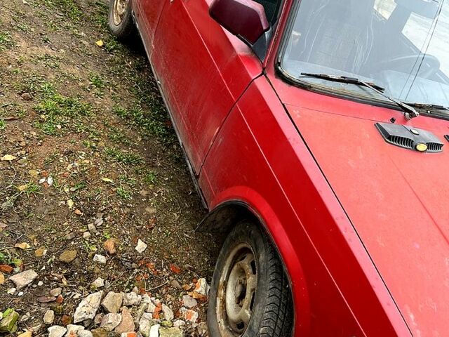 Красный ВАЗ 2107, объемом двигателя 1.5 л и пробегом 0 тыс. км за 500 $, фото 7 на Automoto.ua