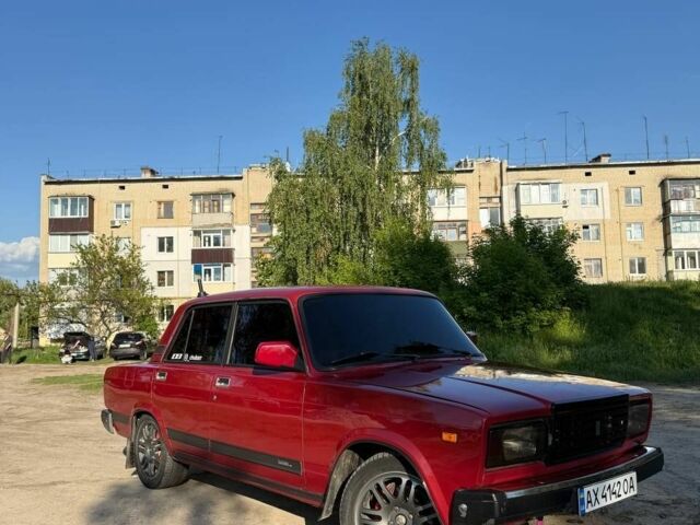Красный ВАЗ 2107, объемом двигателя 1.6 л и пробегом 60 тыс. км за 2500 $, фото 1 на Automoto.ua