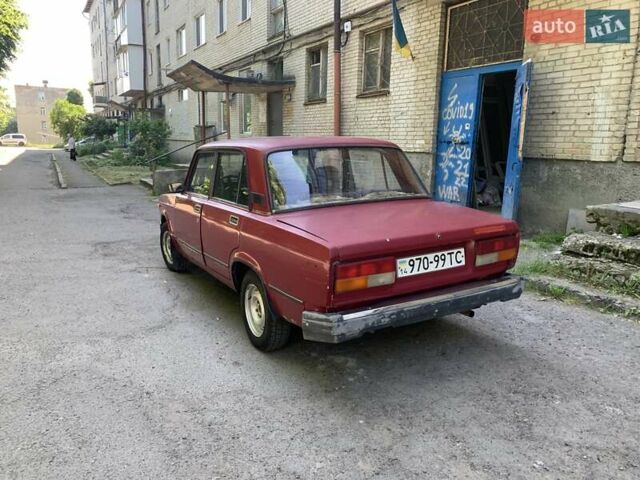 Красный ВАЗ 2107, объемом двигателя 1.5 л и пробегом 800 тыс. км за 500 $, фото 5 на Automoto.ua