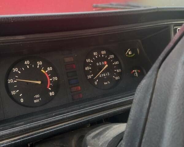 Червоний ВАЗ 2107, об'ємом двигуна 1.6 л та пробігом 27 тис. км за 1000 $, фото 7 на Automoto.ua