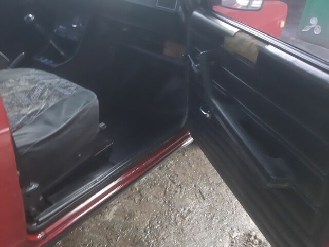 Червоний ВАЗ 2107, об'ємом двигуна 1.5 л та пробігом 187 тис. км за 603 $, фото 2 на Automoto.ua