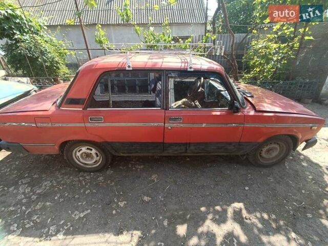 Красный ВАЗ 2107, объемом двигателя 1.5 л и пробегом 35 тыс. км за 594 $, фото 1 на Automoto.ua