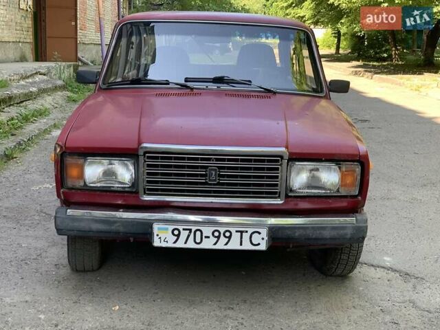 Красный ВАЗ 2107, объемом двигателя 1.5 л и пробегом 800 тыс. км за 500 $, фото 2 на Automoto.ua