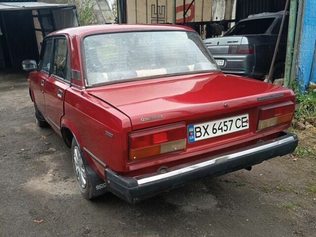 ВАЗ 2107 1996 в Белогорье на Automoto.ua Красный ВАЗ 2107, объемом двигателя 1.5 л и пробегом 140 тыс. км за 1200 $, фото 5 на Automoto.ua