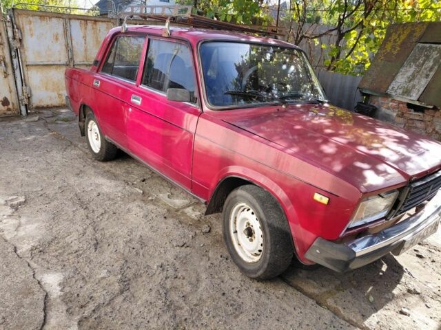Красный ВАЗ 2107, объемом двигателя 3 л и пробегом 12 тыс. км за 650 $, фото 4 на Automoto.ua