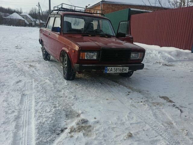 Червоний ВАЗ 2107, об'ємом двигуна 2 л та пробігом 1 тис. км за 390 $, фото 3 на Automoto.ua