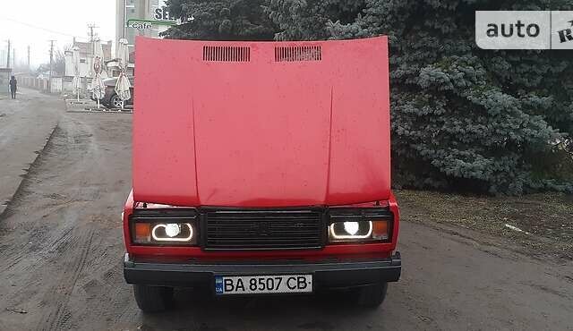 Червоний ВАЗ 2107, об'ємом двигуна 1.5 л та пробігом 55 тис. км за 1550 $, фото 3 на Automoto.ua