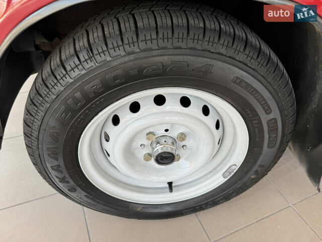 Красный ВАЗ 2107, объемом двигателя 0 л и пробегом 98 тыс. км за 3500 $, фото 15 на Automoto.ua