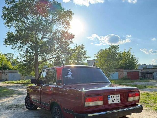Красный ВАЗ 2107, объемом двигателя 1.6 л и пробегом 60 тыс. км за 2500 $, фото 5 на Automoto.ua