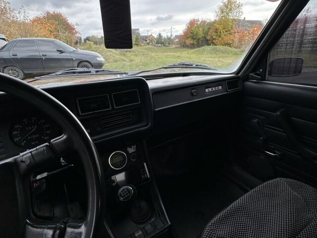 ВАЗ 2107 1996 в Гадяче на Automoto.ua Красный ВАЗ 2107, объемом двигателя 1.5 л и пробегом 81 тыс. км за 800 $, фото 4 на Automoto.ua