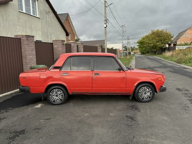 ВАЗ 2107 1996 в Гадяче на Automoto.ua Красный ВАЗ 2107, объемом двигателя 1.5 л и пробегом 81 тыс. км за 800 $, фото 1 на Automoto.ua