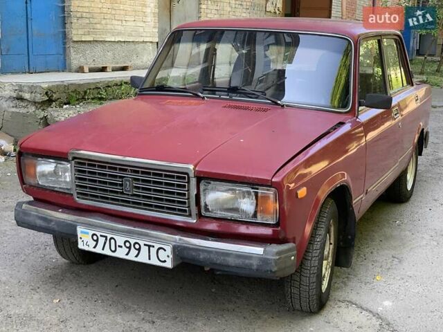 Красный ВАЗ 2107, объемом двигателя 1.5 л и пробегом 800 тыс. км за 500 $, фото 1 на Automoto.ua