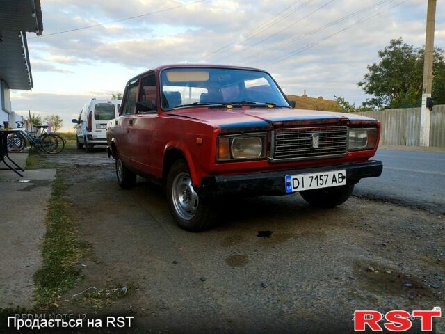 Червоний ВАЗ 2107, об'ємом двигуна 1.5 л та пробігом 0 тис. км за 600 $, фото 2 на Automoto.ua