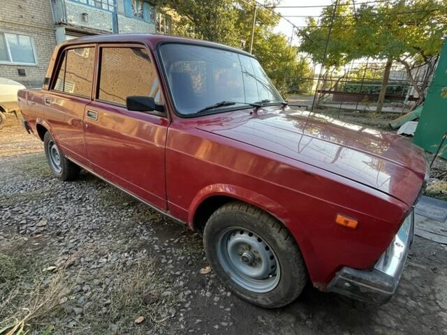 Красный ВАЗ 2107, объемом двигателя 1.5 л и пробегом 3 тыс. км за 645 $, фото 6 на Automoto.ua
