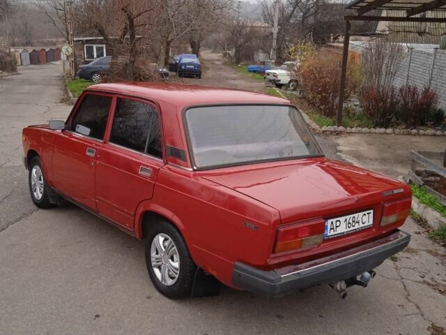 Красный ВАЗ 2107, объемом двигателя 1.5 л и пробегом 98 тыс. км за 615 $, фото 1 на Automoto.ua