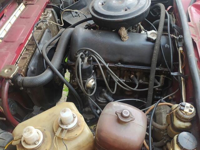 Красный ВАЗ 2107, объемом двигателя 1.5 л и пробегом 165 тыс. км за 16000 $, фото 6 на Automoto.ua