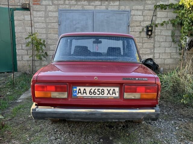 Красный ВАЗ 2107, объемом двигателя 1.5 л и пробегом 3 тыс. км за 645 $, фото 5 на Automoto.ua