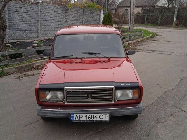 Красный ВАЗ 2107, объемом двигателя 1.5 л и пробегом 98 тыс. км за 615 $, фото 3 на Automoto.ua