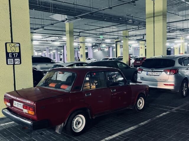 Красный ВАЗ 2107, объемом двигателя 1.5 л и пробегом 48 тыс. км за 1250 $, фото 7 на Automoto.ua