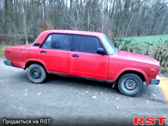 Червоний ВАЗ 2107, об'ємом двигуна 1.6 л та пробігом 310 тис. км за 360 $, фото 2 на Automoto.ua