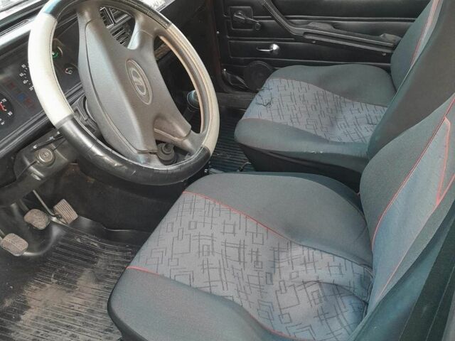 Красный ВАЗ 2107, объемом двигателя 0 л и пробегом 109 тыс. км за 700 $, фото 4 на Automoto.ua