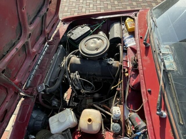 Красный ВАЗ 2107, объемом двигателя 1.5 л и пробегом 3 тыс. км за 650 $, фото 9 на Automoto.ua