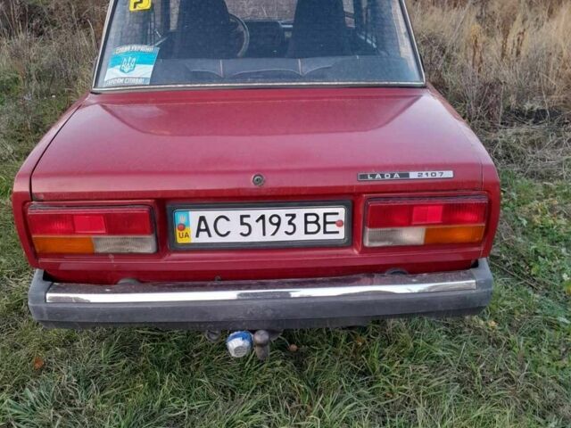 Красный ВАЗ 2107, объемом двигателя 0 л и пробегом 109 тыс. км за 700 $, фото 2 на Automoto.ua