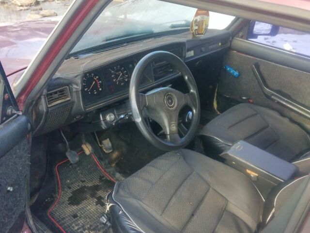 Червоний ВАЗ 2107, об'ємом двигуна 0 л та пробігом 140 тис. км за 600 $, фото 8 на Automoto.ua