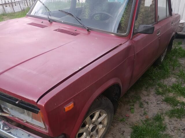 Красный ВАЗ 2107, объемом двигателя 1.5 л и пробегом 165 тыс. км за 16000 $, фото 3 на Automoto.ua