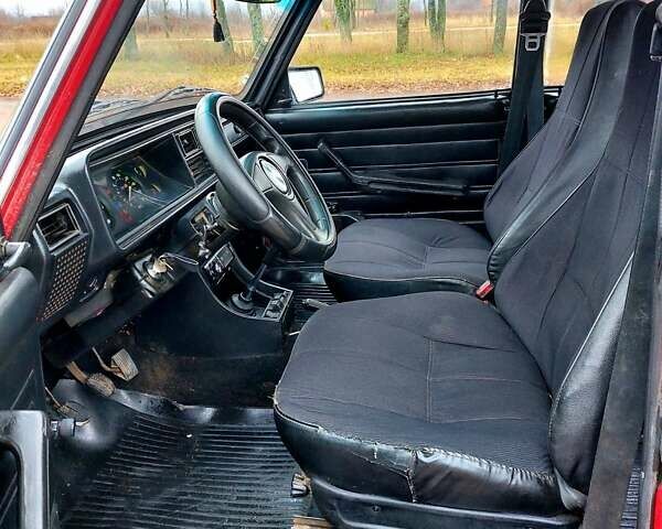 Красный ВАЗ 2107, объемом двигателя 1.5 л и пробегом 97 тыс. км за 1300 $, фото 27 на Automoto.ua