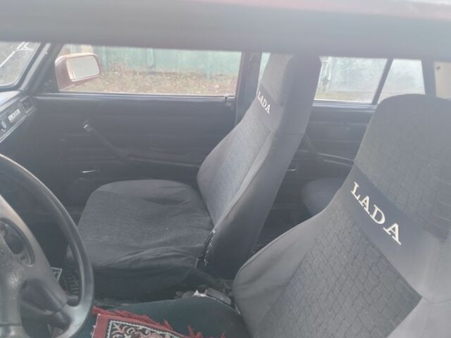 ВАЗ 2107 1997 в Тульчине на Automoto.ua Красный ВАЗ 2107, объемом двигателя 1.5 л и пробегом 250 тыс. км за 500 $, фото 6 на Automoto.ua