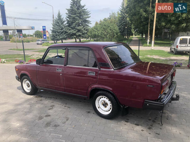Красный ВАЗ 2107, объемом двигателя 1.5 л и пробегом 169 тыс. км за 1400 $, фото 2 на Automoto.ua