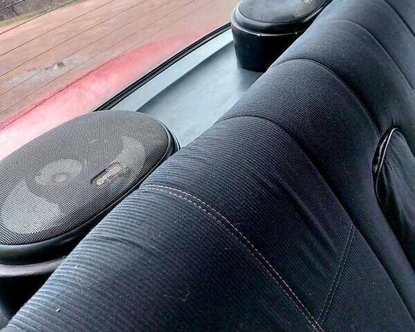 Красный ВАЗ 2107, объемом двигателя 1.5 л и пробегом 97 тыс. км за 1300 $, фото 41 на Automoto.ua