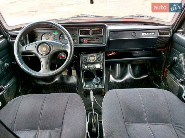 Красный ВАЗ 2107, объемом двигателя 1.5 л и пробегом 97 тыс. км за 1300 $, фото 29 на Automoto.ua