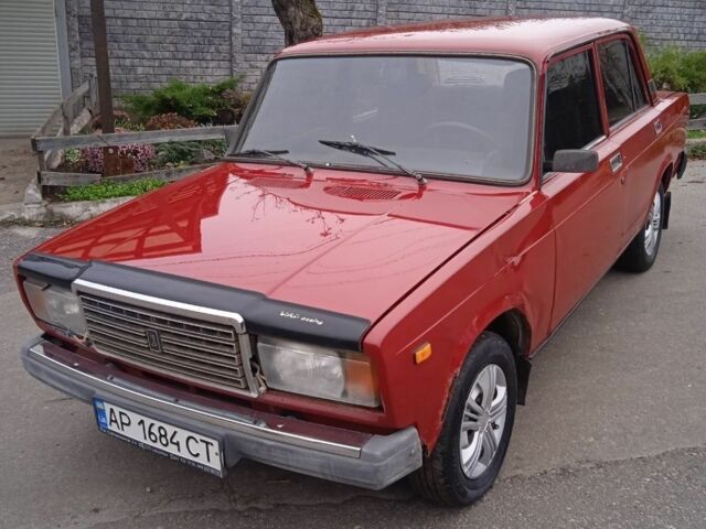 Красный ВАЗ 2107, объемом двигателя 1.5 л и пробегом 98 тыс. км за 615 $, фото 5 на Automoto.ua