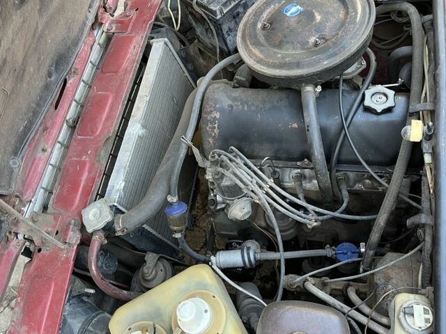 Красный ВАЗ 2107, объемом двигателя 1.5 л и пробегом 3 тыс. км за 645 $, фото 7 на Automoto.ua