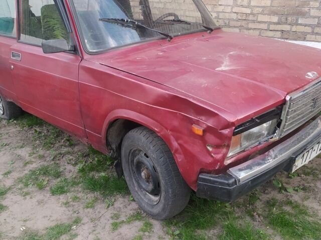 Красный ВАЗ 2107, объемом двигателя 1.5 л и пробегом 165 тыс. км за 16000 $, фото 1 на Automoto.ua