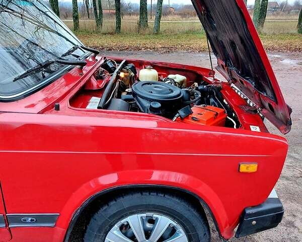 Красный ВАЗ 2107, объемом двигателя 1.5 л и пробегом 97 тыс. км за 1300 $, фото 50 на Automoto.ua