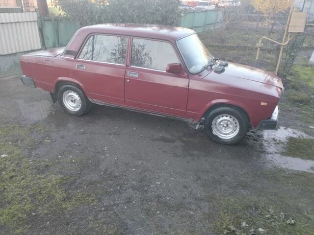ВАЗ 2107 1997 в Тульчине на Automoto.ua Красный ВАЗ 2107, объемом двигателя 1.5 л и пробегом 250 тыс. км за 500 $, фото 3 на Automoto.ua