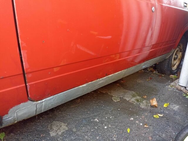 ВАЗ 2107 1998 в Боярка на Automoto.ua Красный ВАЗ 2107, объемом двигателя 1.5 л и пробегом 86 тыс. км за 475 $, фото 4 на Automoto.ua