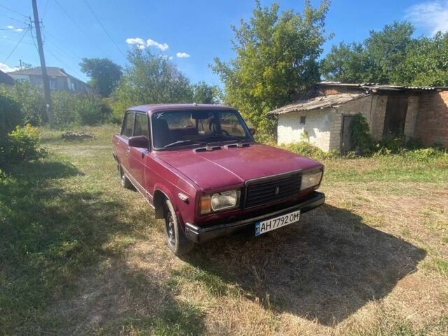 Красный ВАЗ 2107, объемом двигателя 1.5 л и пробегом 222 тыс. км за 655 $, фото 7 на Automoto.ua