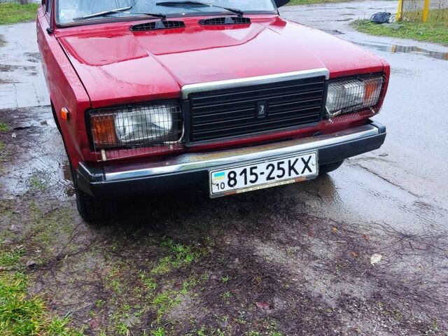 Красный ВАЗ 2107, объемом двигателя 0 л и пробегом 86 тыс. км за 590 $, фото 4 на Automoto.ua