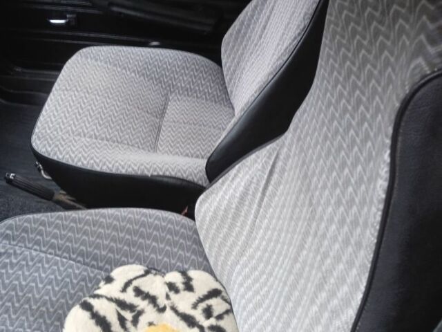 Красный ВАЗ 2107, объемом двигателя 0 л и пробегом 200 тыс. км за 1186 $, фото 4 на Automoto.ua