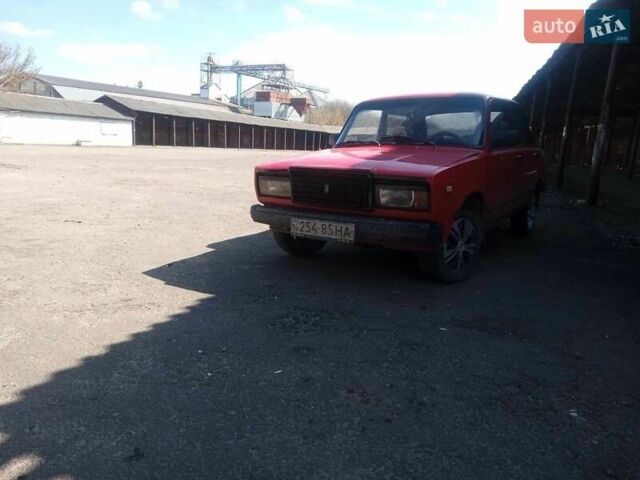 Красный ВАЗ 2107, объемом двигателя 1.6 л и пробегом 100 тыс. км за 850 $, фото 5 на Automoto.ua