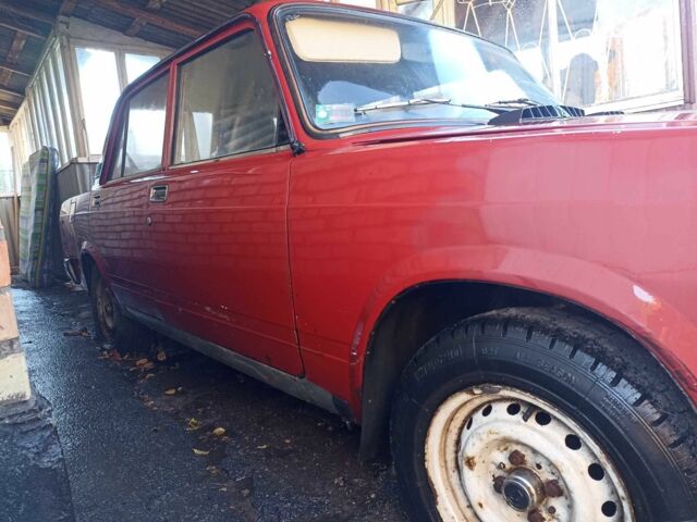 ВАЗ 2107 1998 в Боярка на Automoto.ua Красный ВАЗ 2107, объемом двигателя 1.5 л и пробегом 86 тыс. км за 475 $, фото 2 на Automoto.ua