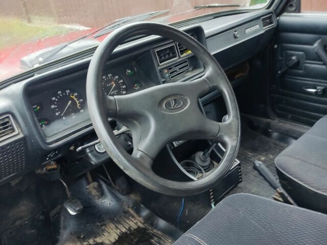 Красный ВАЗ 2107, объемом двигателя 0 л и пробегом 86 тыс. км за 590 $, фото 7 на Automoto.ua