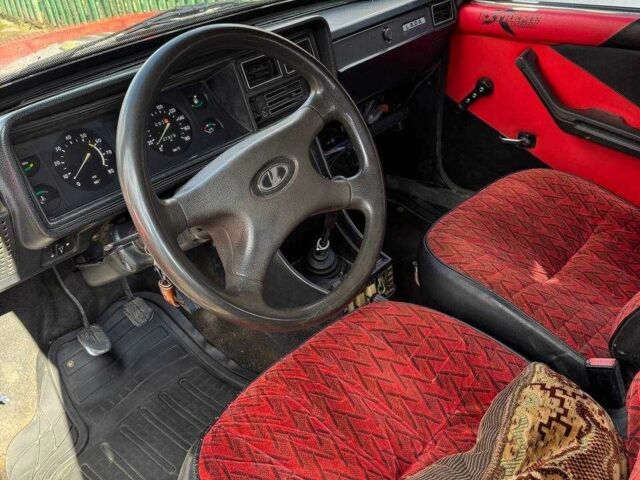 Красный ВАЗ 2107, объемом двигателя 0 л и пробегом 100 тыс. км за 500 $, фото 3 на Automoto.ua