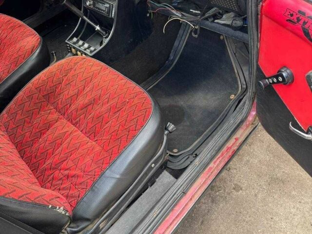 Красный ВАЗ 2107, объемом двигателя 0 л и пробегом 100 тыс. км за 500 $, фото 5 на Automoto.ua