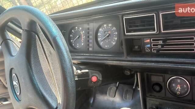 Красный ВАЗ 2107, объемом двигателя 1.5 л и пробегом 24 тыс. км за 2600 $, фото 5 на Automoto.ua