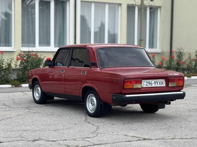 Красный ВАЗ 2107, объемом двигателя 1.5 л и пробегом 80 тыс. км за 1350 $, фото 6 на Automoto.ua